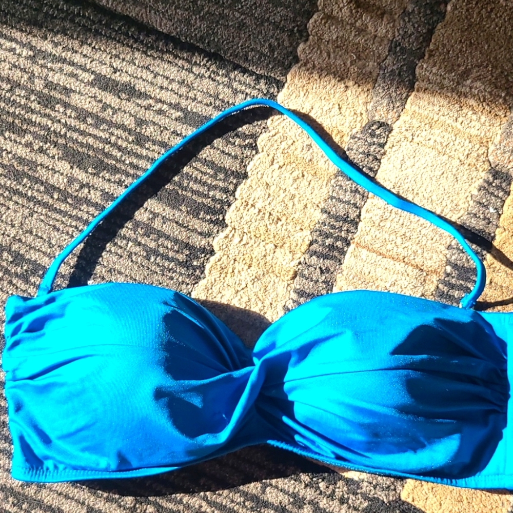 Swim suit top